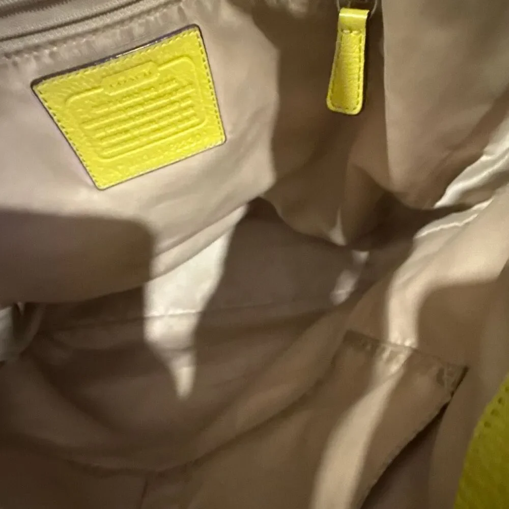 This is a Coach Avery leather hobo shoulder bag in a yellow (chartreuse) color w - Picture 4 of 7